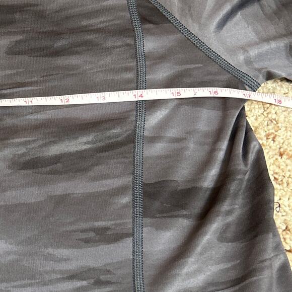 Under Armour Half Zip Coldgear Gray Camo Long Sleeve Size M - Picture 9 of 11